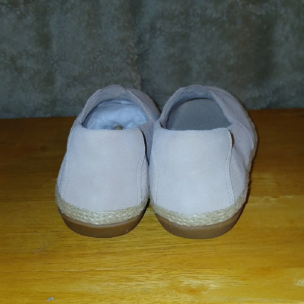Clarks Cream Espadrilles Sleek Slip-On Shoes